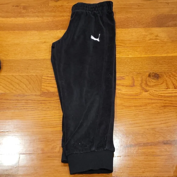 Girls Puma velour sweat outfit - Picture 2 of 6